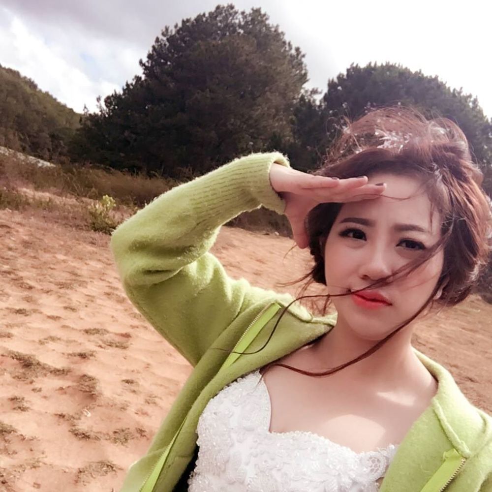 Meet your Posher, Linh